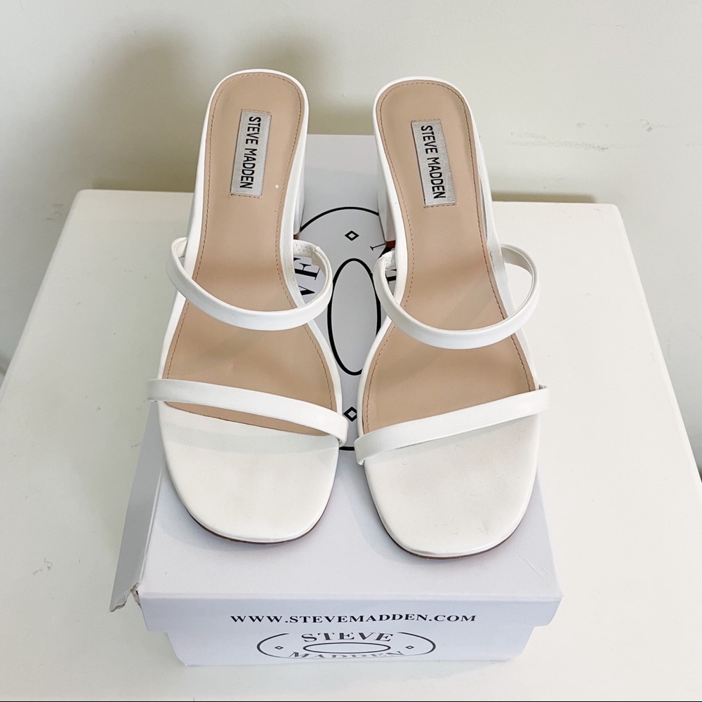 Steve Madden Issy White Block Heel Sandals Size 10